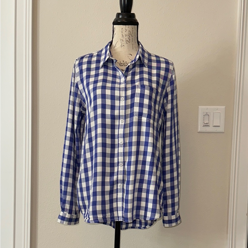 Button down dress shirt